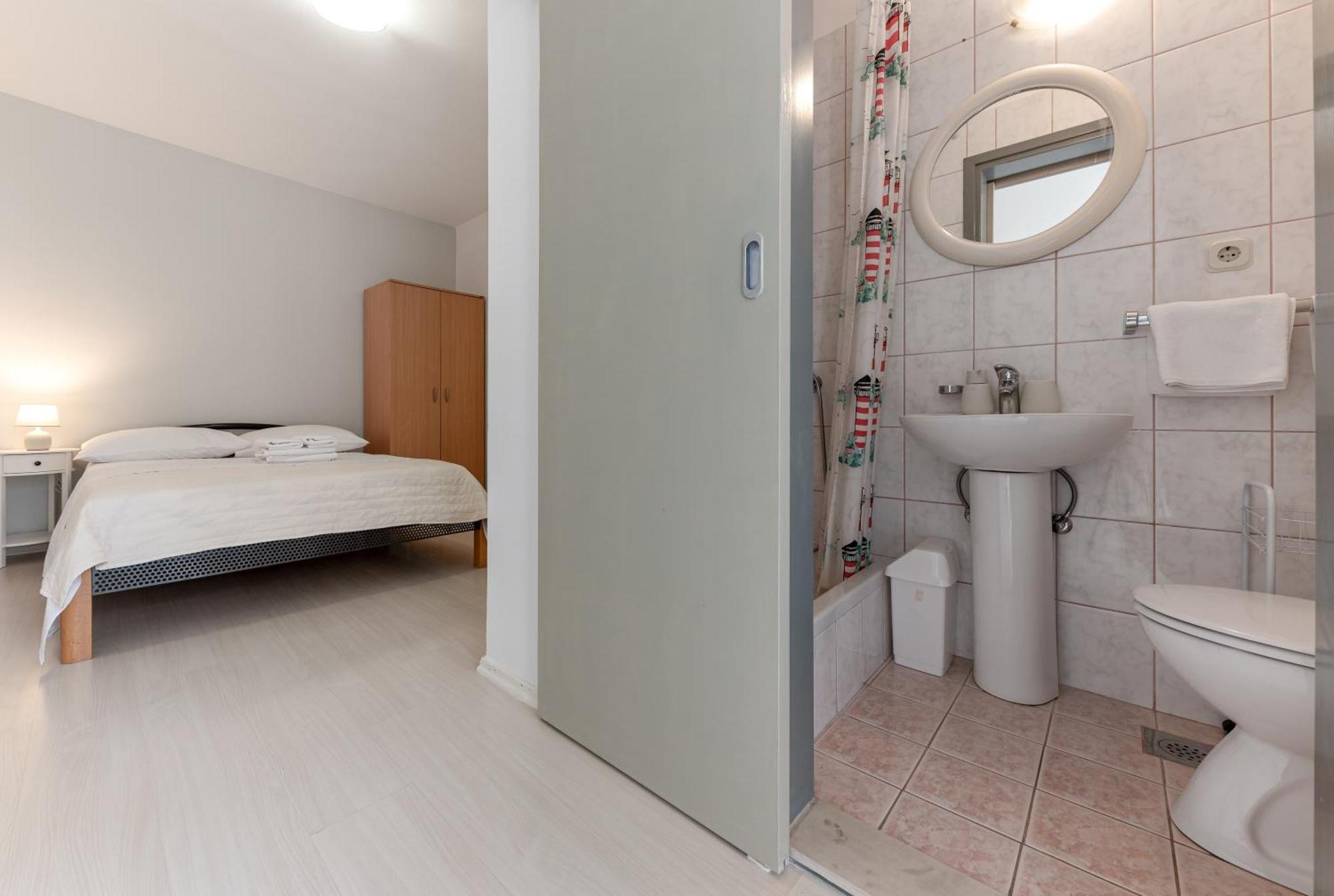 Apartments Gisela Makarska Quarto foto
