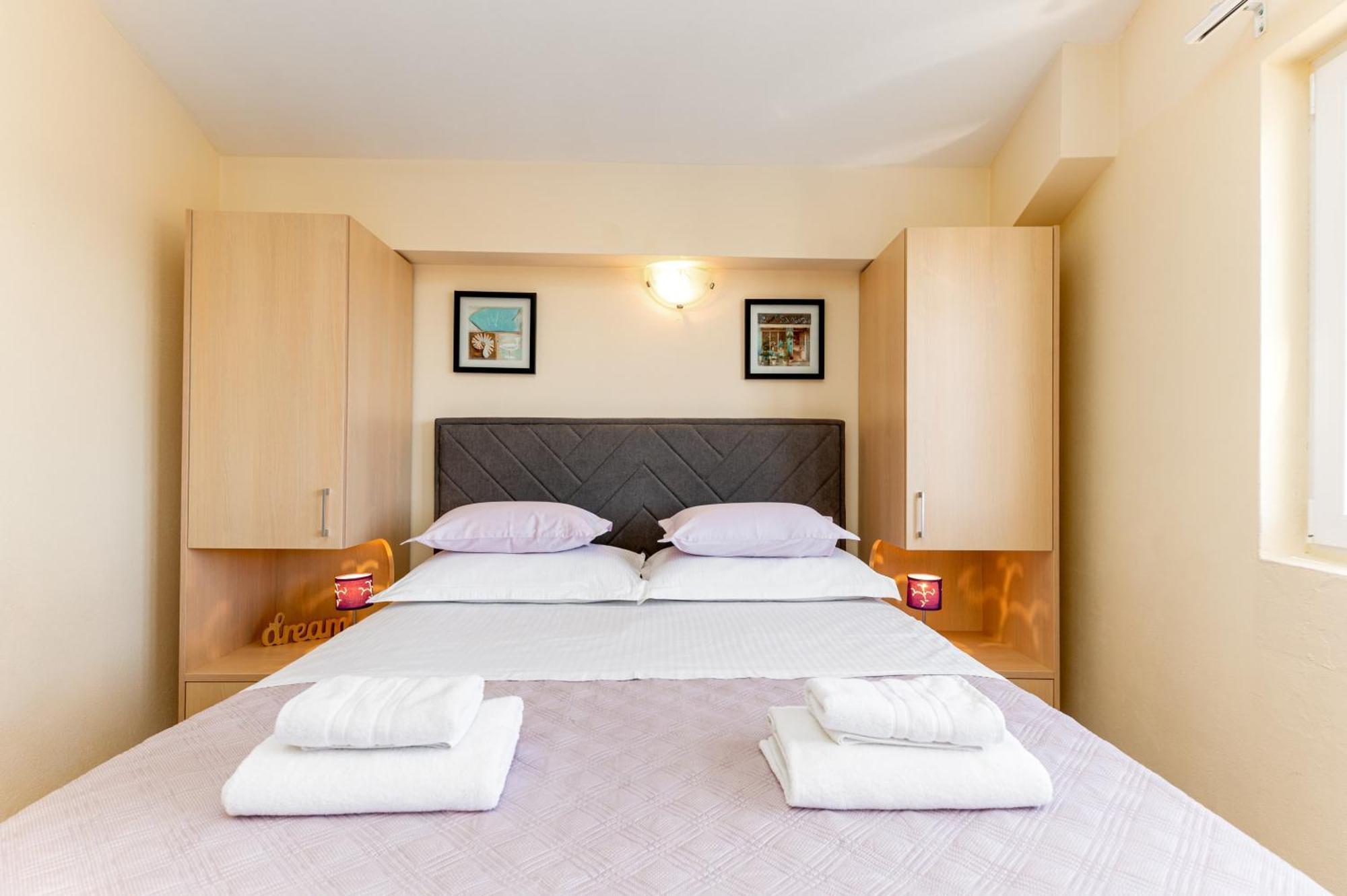 Apartments Gisela Makarska Quarto foto