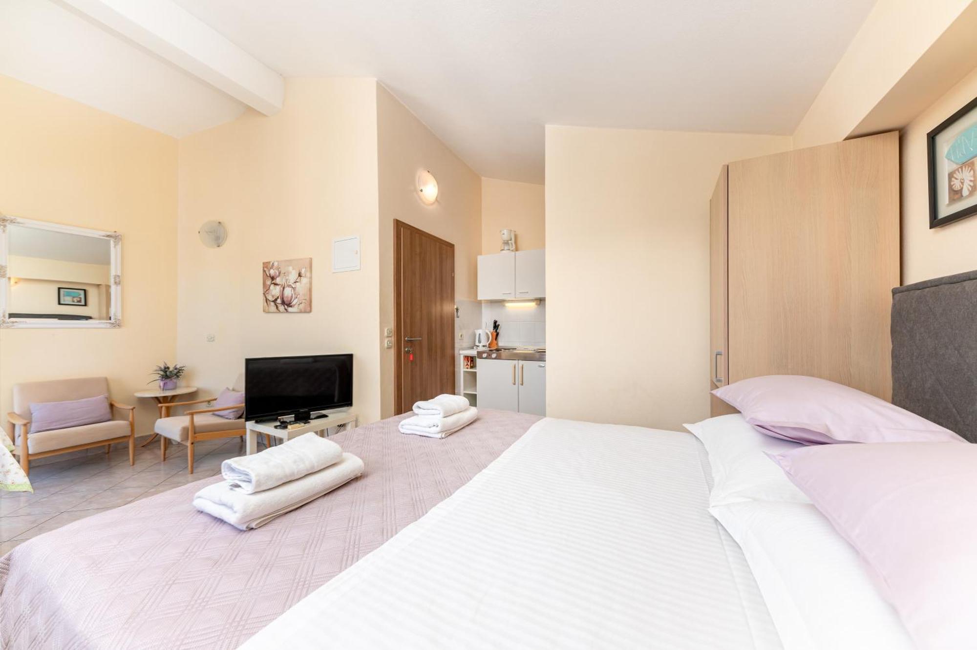 Apartments Gisela Makarska Quarto foto