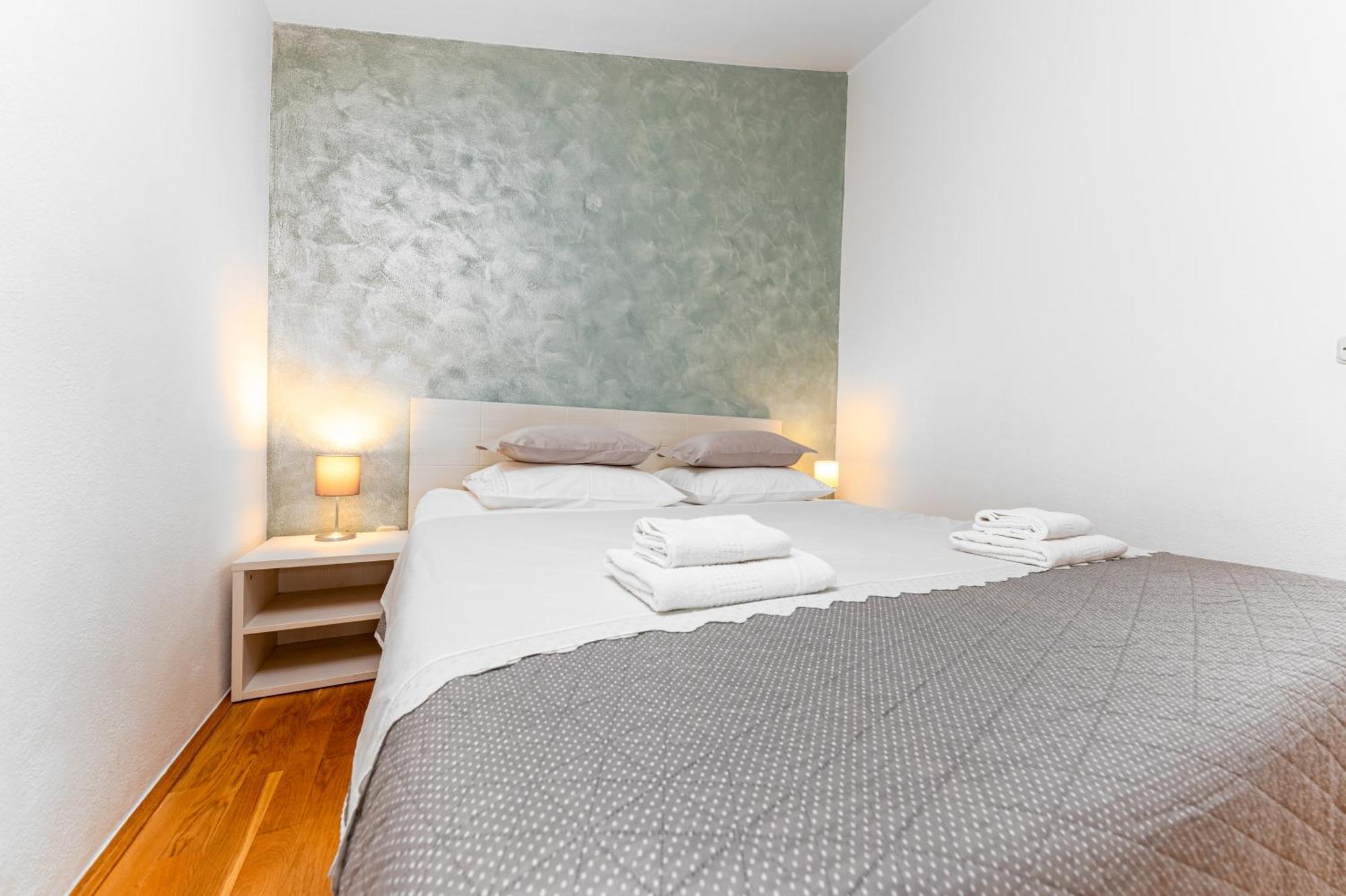 Apartments Gisela Makarska Exterior foto